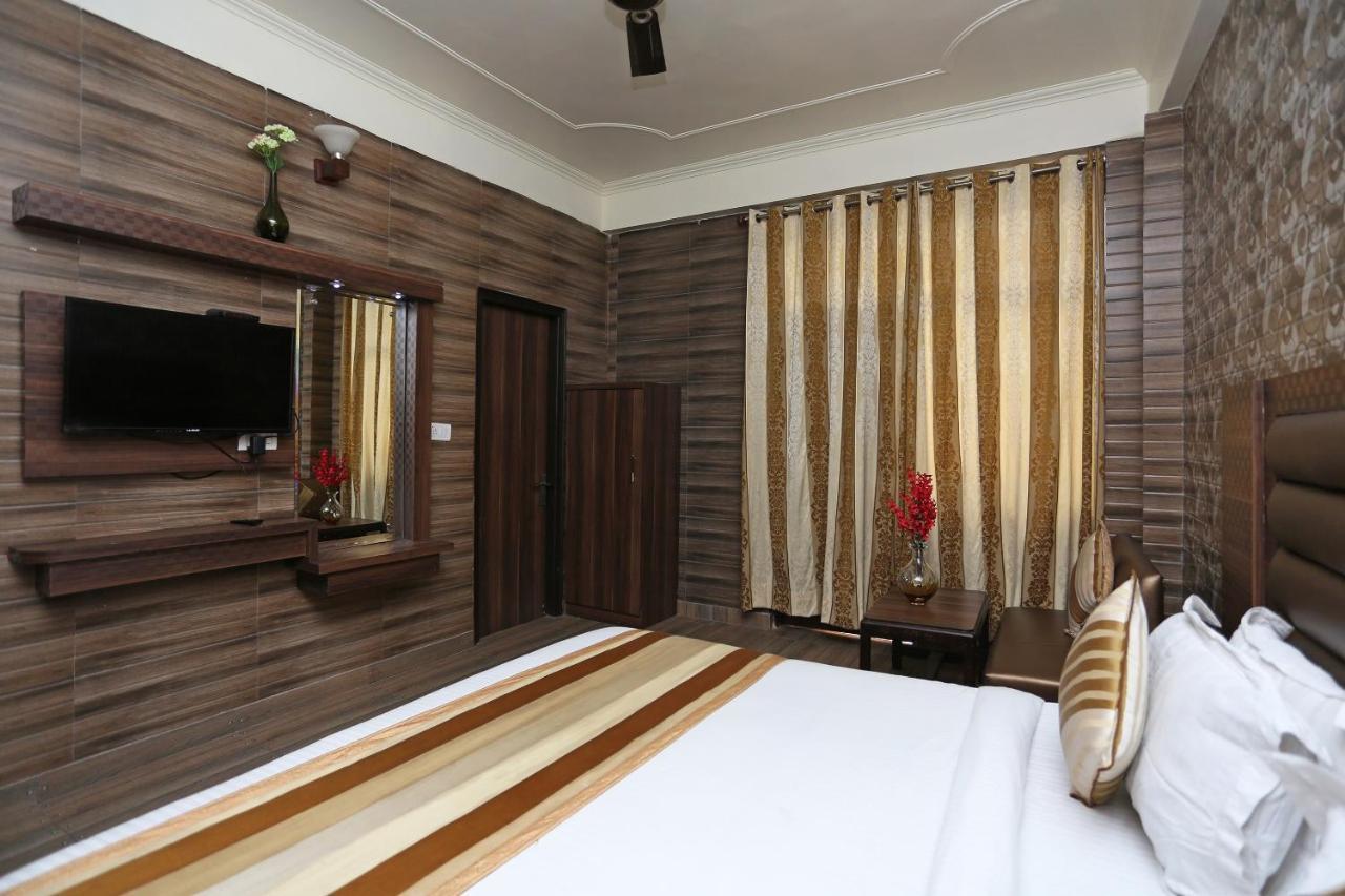 Oyo 5540 Etiler Hotel Katra  Exterior photo