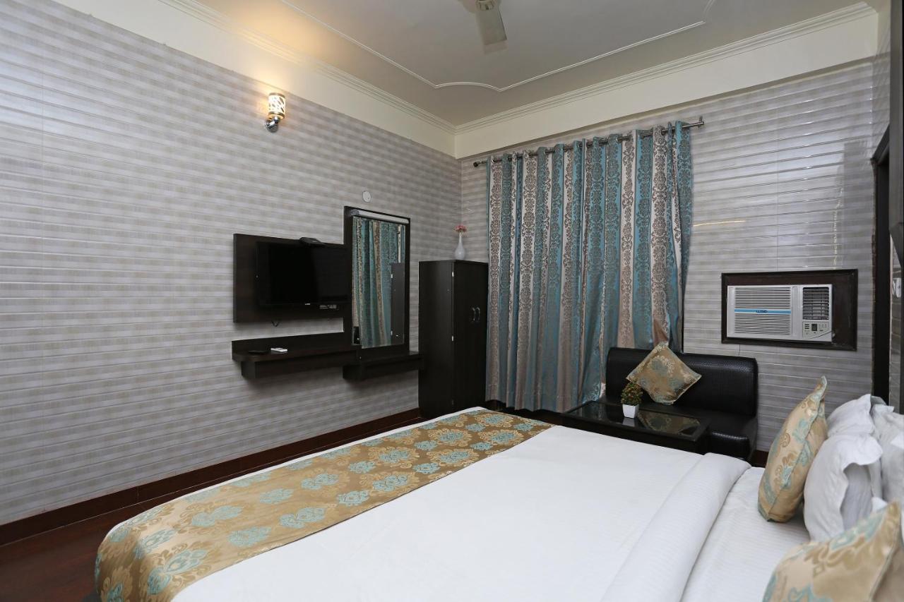 Oyo 5540 Etiler Hotel Katra  Exterior photo