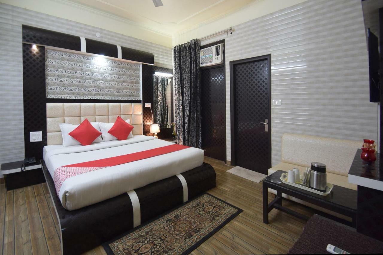 Oyo 5540 Etiler Hotel Katra  Exterior photo