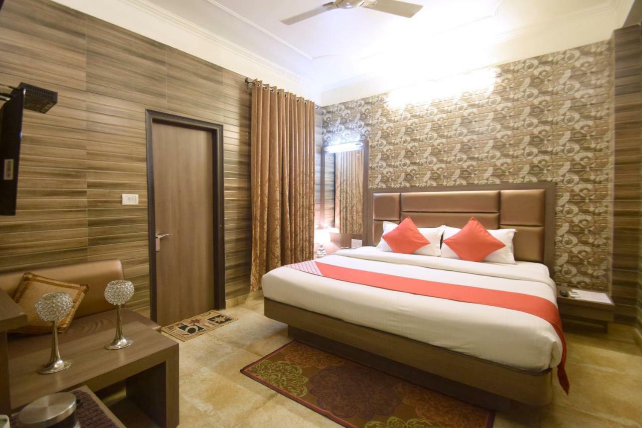 Oyo 5540 Etiler Hotel Katra  Exterior photo