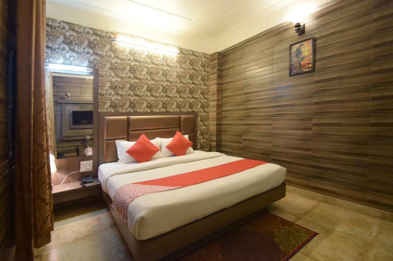 Oyo 5540 Etiler Hotel Katra  Exterior photo