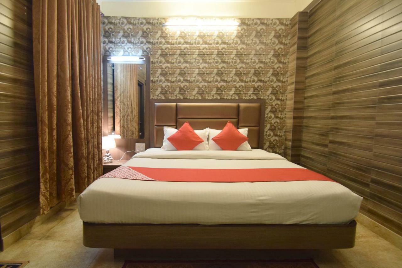 Oyo 5540 Etiler Hotel Katra  Exterior photo